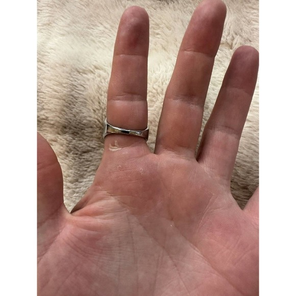 Oval Turquoise And Silver Costume Western Ring Sz 8 - Picture 3 of 5